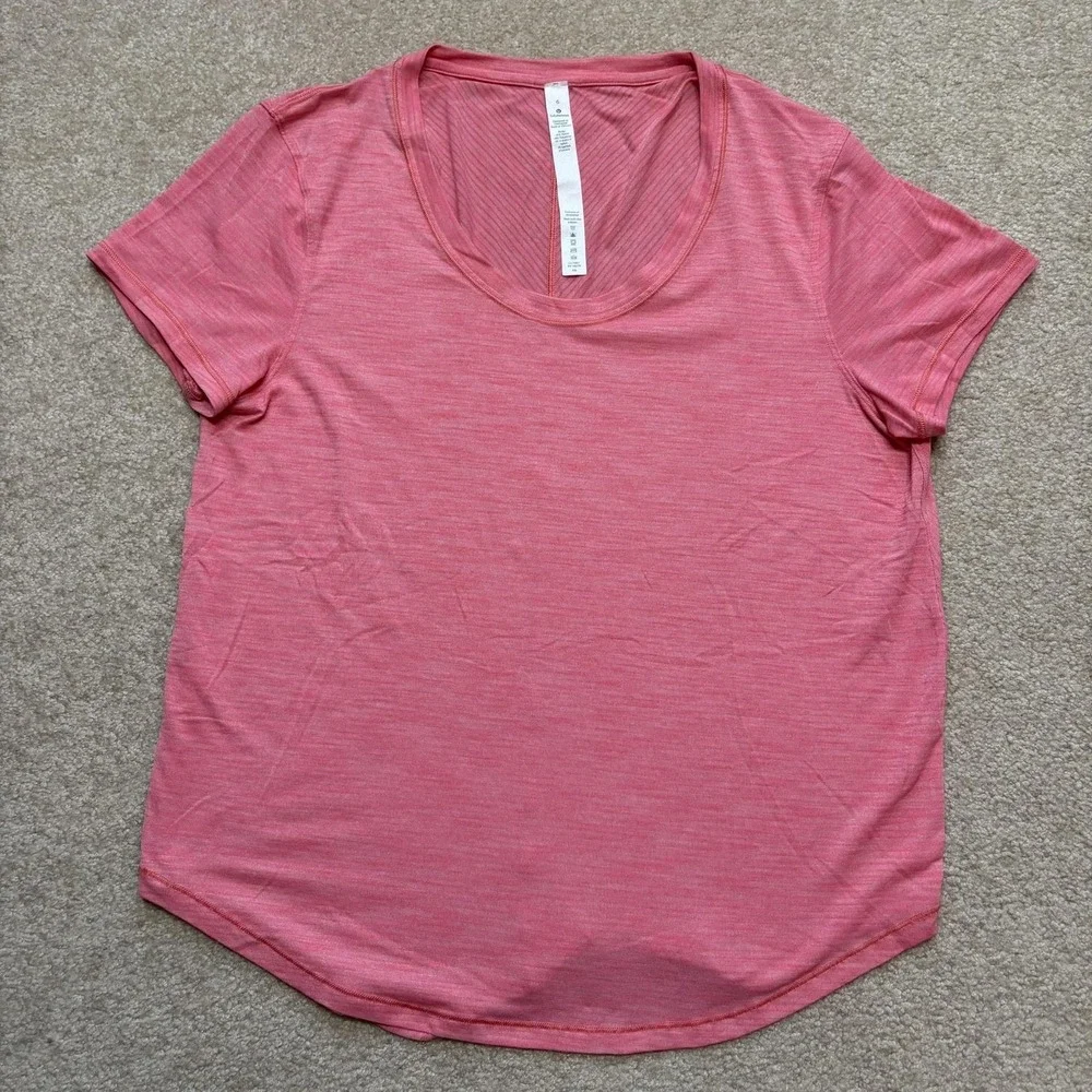 Lululemon‎ Shirt Womens 6 Pink Scoop Neck Short Sleeve Lightweight Yoga Tee
